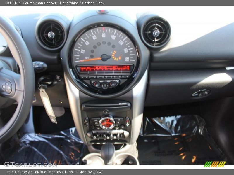 Light White / Carbon Black 2015 Mini Countryman Cooper