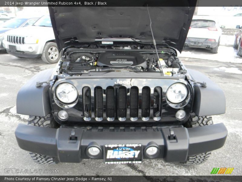 Black / Black 2014 Jeep Wrangler Unlimited Rubicon 4x4