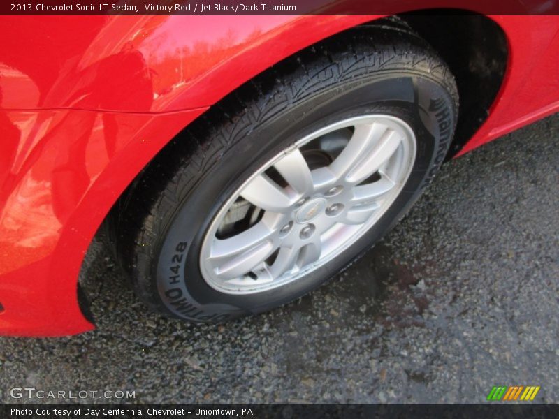 Victory Red / Jet Black/Dark Titanium 2013 Chevrolet Sonic LT Sedan