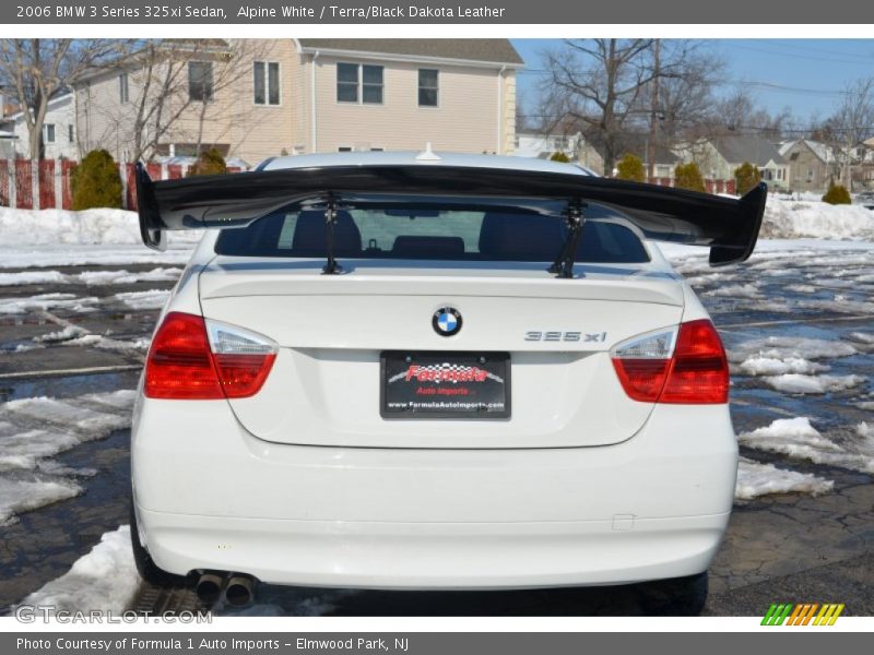 Alpine White / Terra/Black Dakota Leather 2006 BMW 3 Series 325xi Sedan