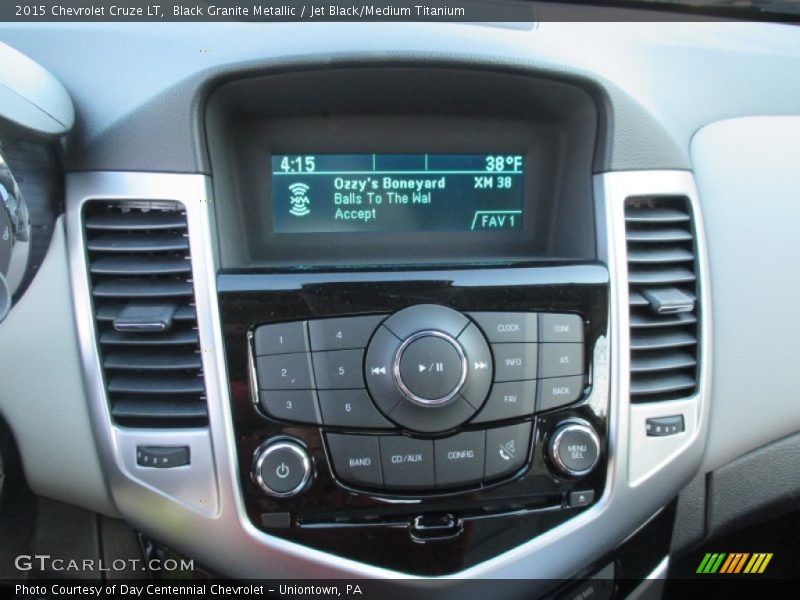 Controls of 2015 Cruze LT