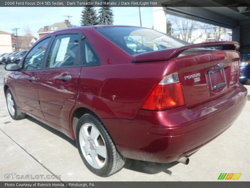 Dark Toreador Red Metallic / Dark Flint/Light Flint 2006 Ford Focus ZX4 SES Sedan