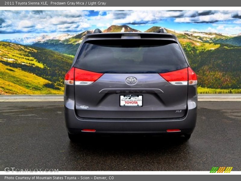 Predawn Gray Mica / Light Gray 2011 Toyota Sienna XLE
