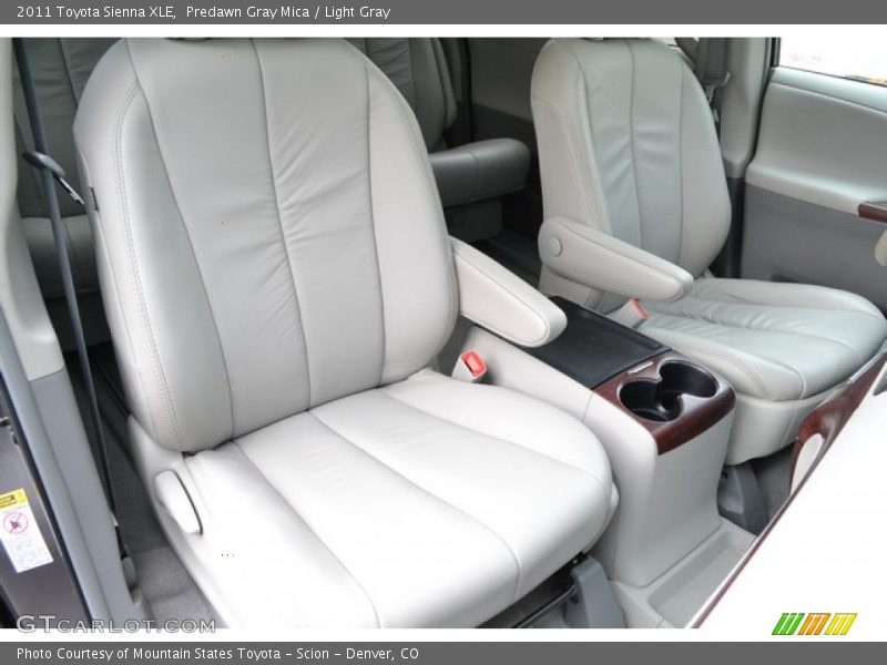 Predawn Gray Mica / Light Gray 2011 Toyota Sienna XLE
