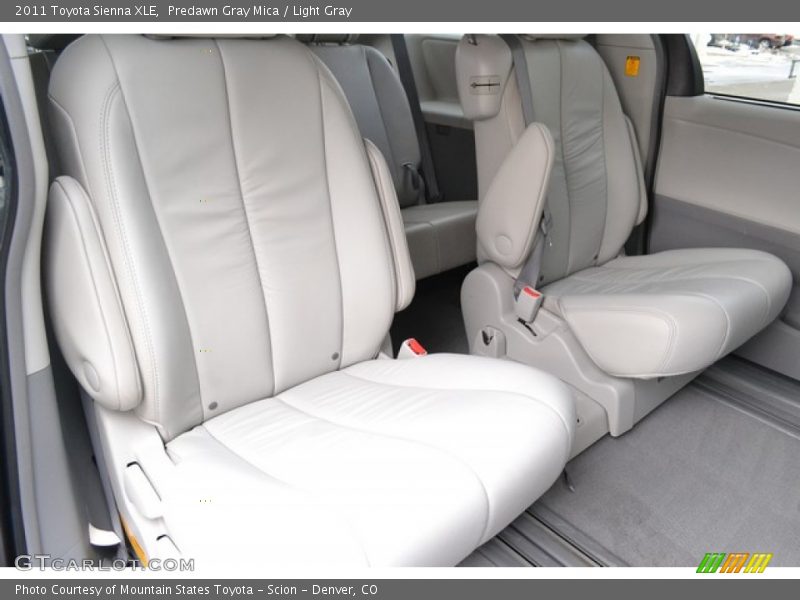 Predawn Gray Mica / Light Gray 2011 Toyota Sienna XLE