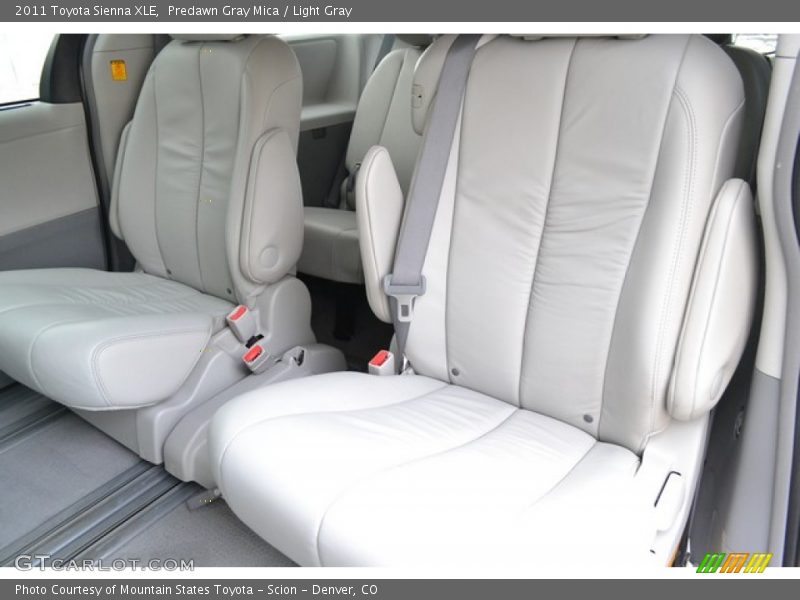 Predawn Gray Mica / Light Gray 2011 Toyota Sienna XLE