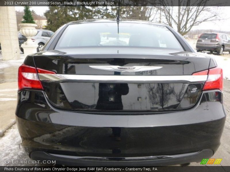 Black / Black/Light Frost Beige 2013 Chrysler 200 Limited Sedan