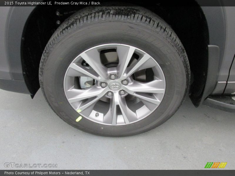  2015 Highlander LE Wheel