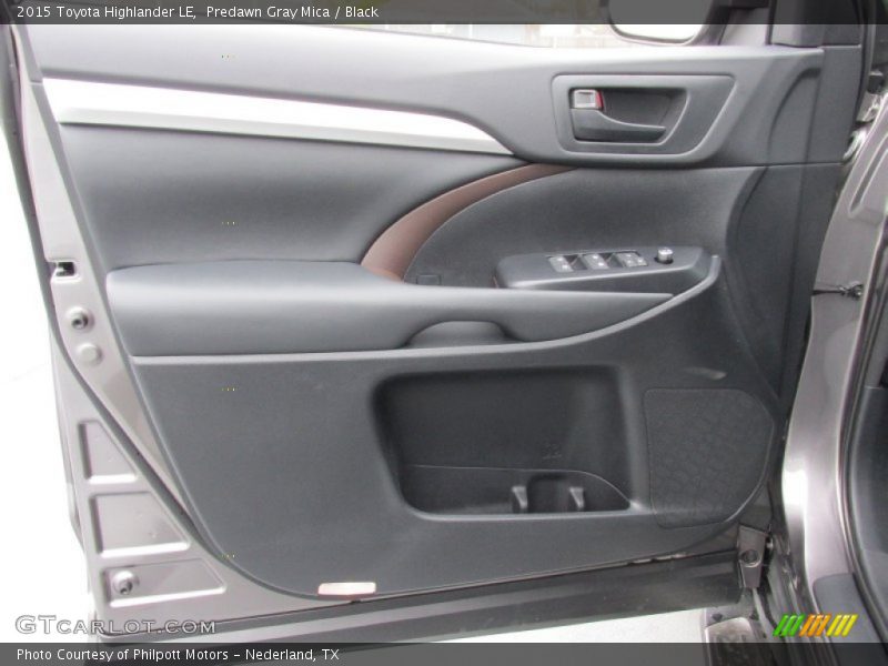 Door Panel of 2015 Highlander LE