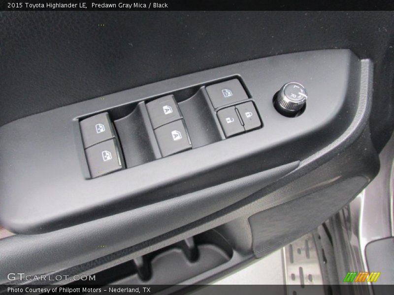 Predawn Gray Mica / Black 2015 Toyota Highlander LE