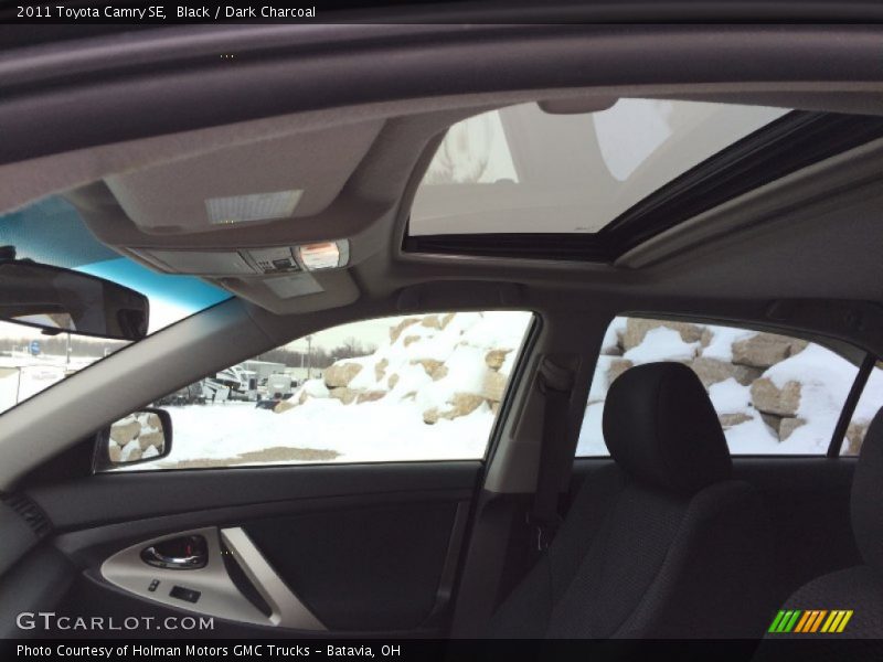 Black / Dark Charcoal 2011 Toyota Camry SE