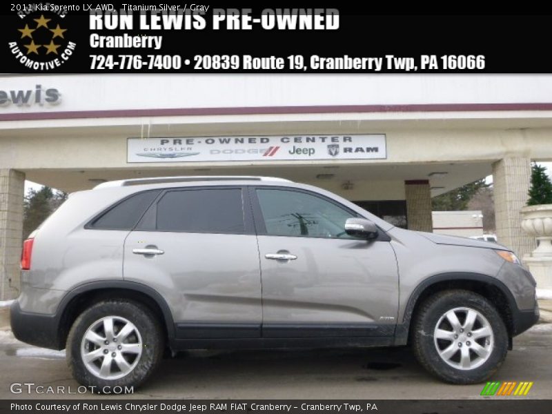 Titanium Silver / Gray 2011 Kia Sorento LX AWD
