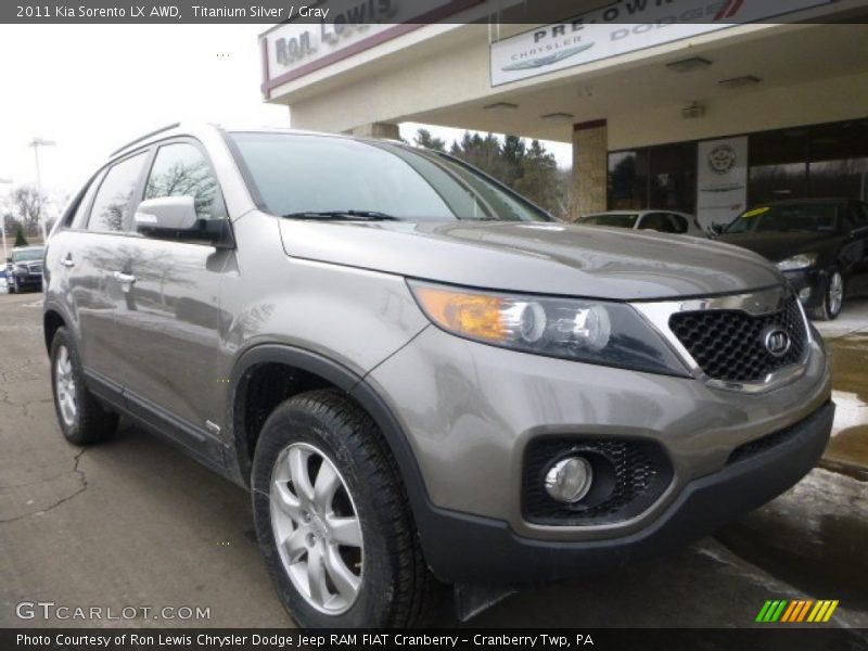 Titanium Silver / Gray 2011 Kia Sorento LX AWD