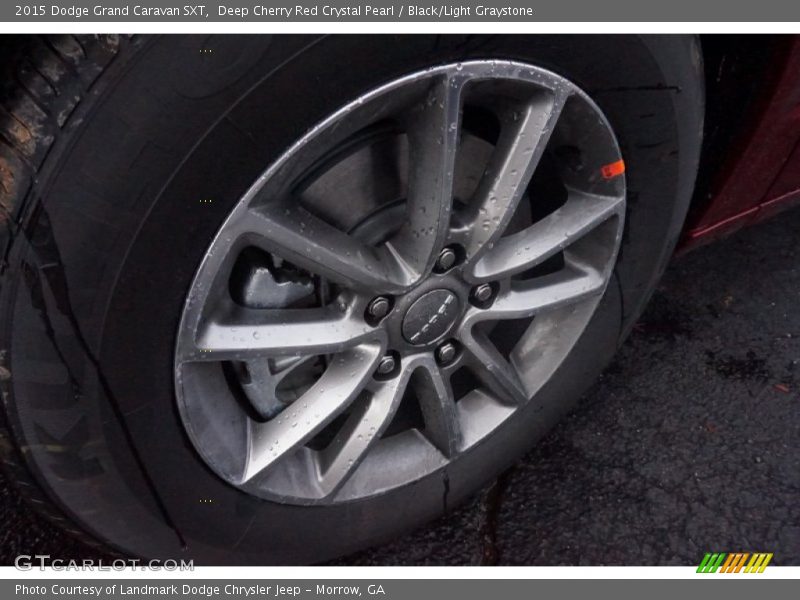 Deep Cherry Red Crystal Pearl / Black/Light Graystone 2015 Dodge Grand Caravan SXT