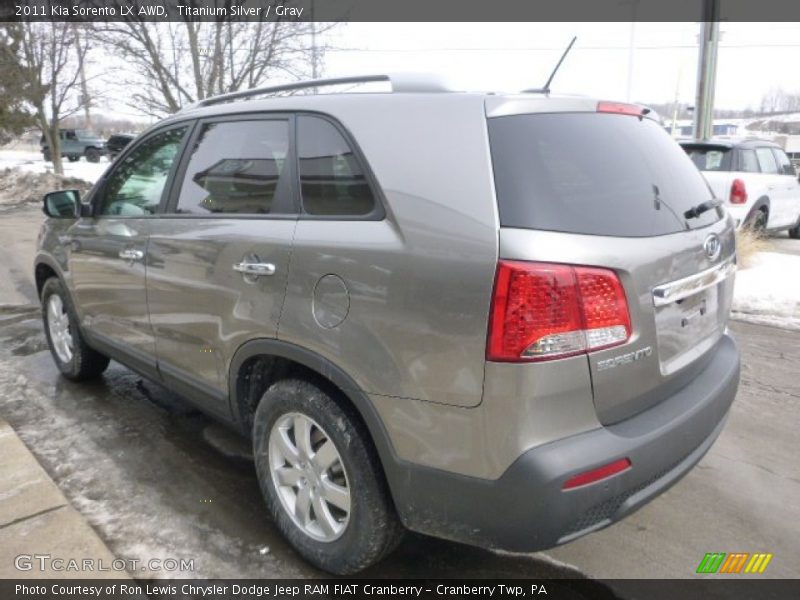 Titanium Silver / Gray 2011 Kia Sorento LX AWD