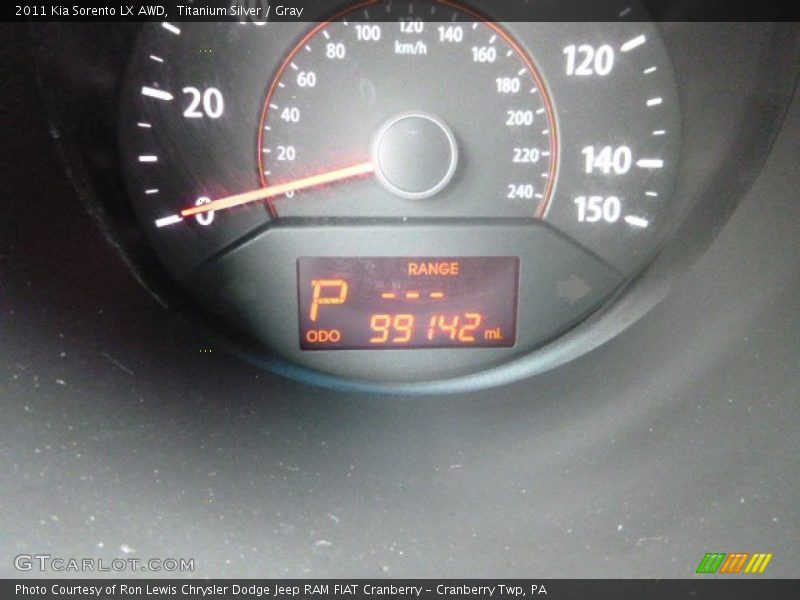 Titanium Silver / Gray 2011 Kia Sorento LX AWD
