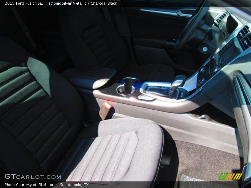 Tectonic Silver Metallic / Charcoal Black 2015 Ford Fusion SE