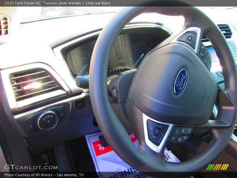Tectonic Silver Metallic / Charcoal Black 2015 Ford Fusion SE