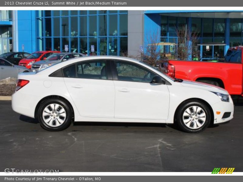Summit White / Jet Black/Medium Titanium 2013 Chevrolet Cruze LS