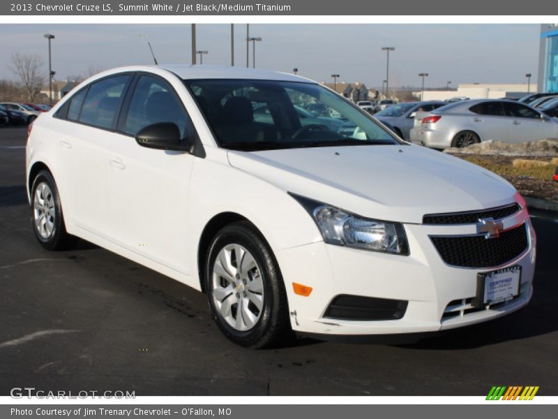 Summit White / Jet Black/Medium Titanium 2013 Chevrolet Cruze LS