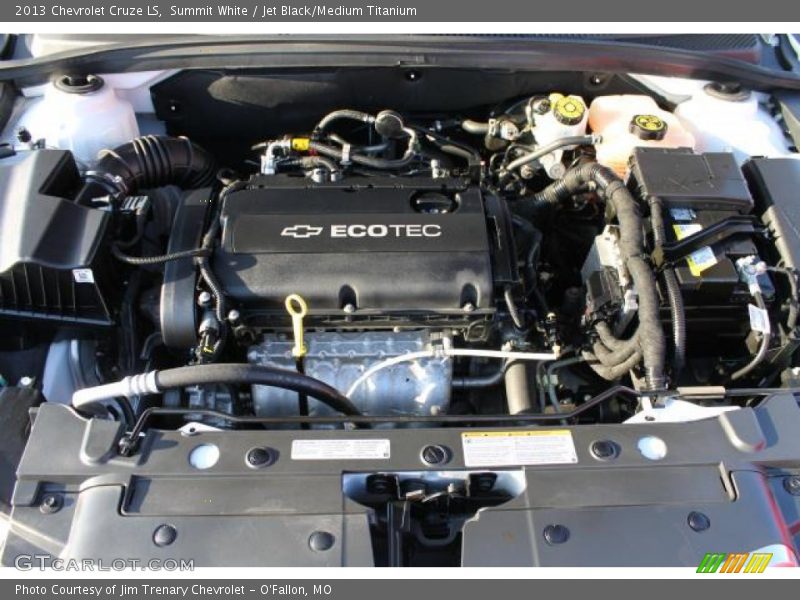 Summit White / Jet Black/Medium Titanium 2013 Chevrolet Cruze LS