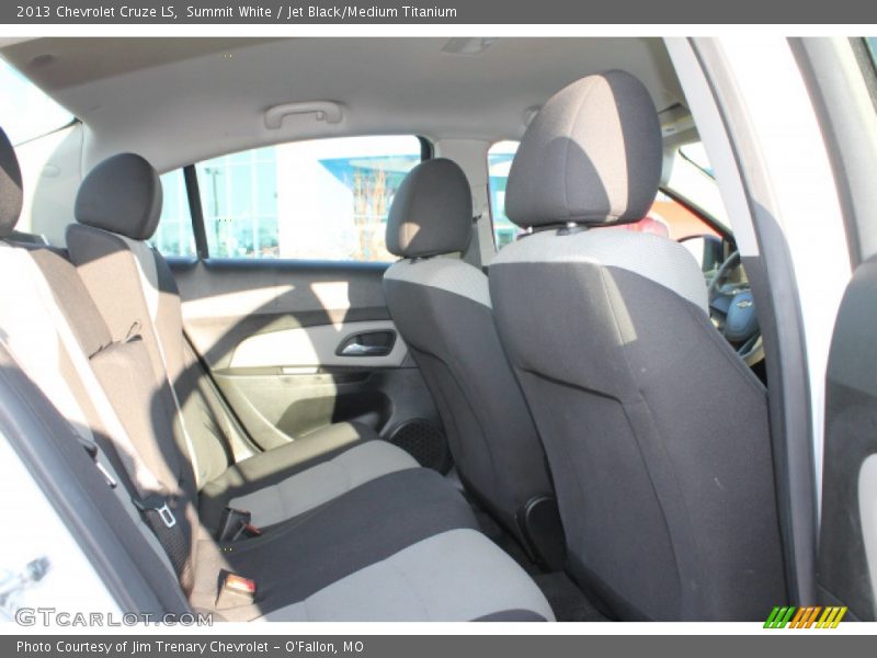 Summit White / Jet Black/Medium Titanium 2013 Chevrolet Cruze LS