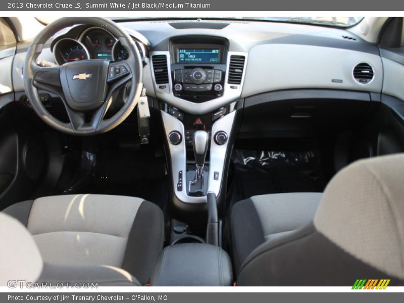Summit White / Jet Black/Medium Titanium 2013 Chevrolet Cruze LS