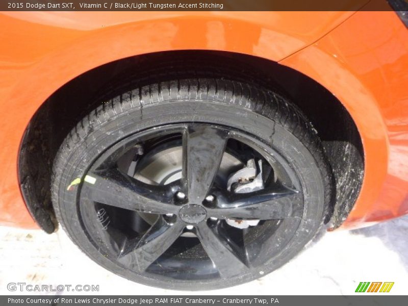 Vitamin C / Black/Light Tungsten Accent Stitching 2015 Dodge Dart SXT