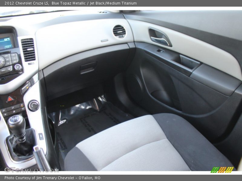 Blue Topaz Metallic / Jet Black/Medium Titanium 2012 Chevrolet Cruze LS
