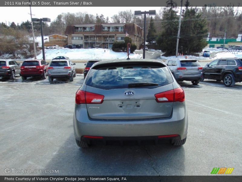 Titanium Silver / Black 2011 Kia Forte EX 5 Door