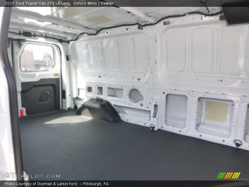  2015 Transit Van 250 LR Long Trunk