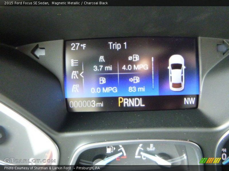 Magnetic Metallic / Charcoal Black 2015 Ford Focus SE Sedan