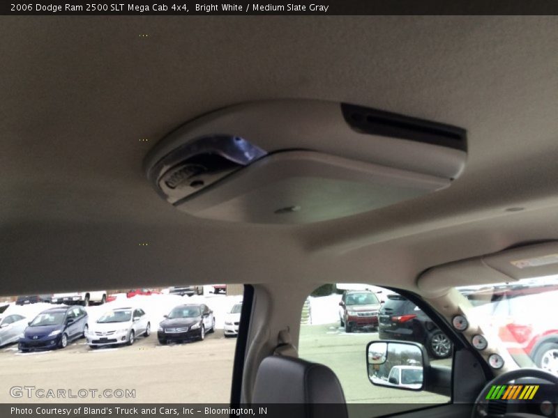 Bright White / Medium Slate Gray 2006 Dodge Ram 2500 SLT Mega Cab 4x4
