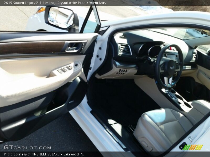 Crystal White Pearl / Warm Ivory 2015 Subaru Legacy 2.5i Limited