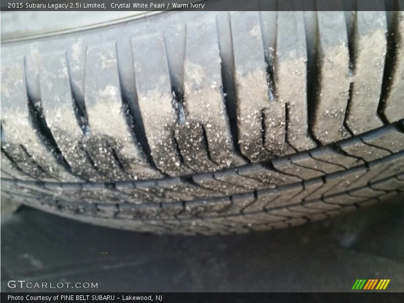 Crystal White Pearl / Warm Ivory 2015 Subaru Legacy 2.5i Limited