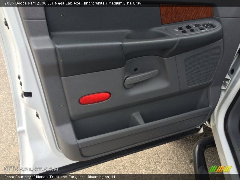 Bright White / Medium Slate Gray 2006 Dodge Ram 2500 SLT Mega Cab 4x4