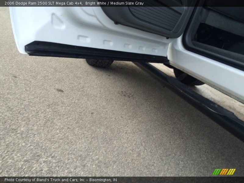 Bright White / Medium Slate Gray 2006 Dodge Ram 2500 SLT Mega Cab 4x4