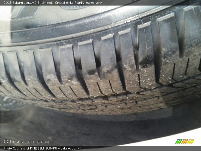 Crystal White Pearl / Warm Ivory 2015 Subaru Legacy 2.5i Limited