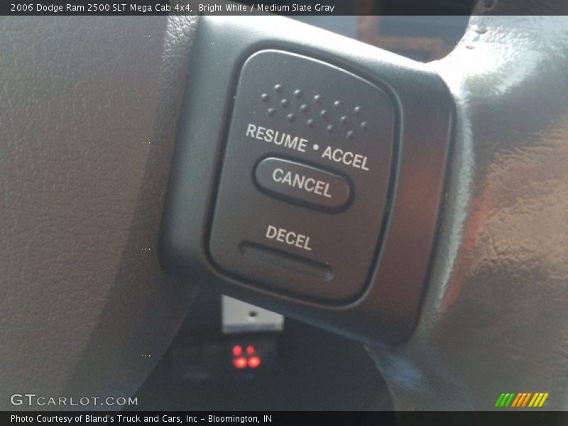 Bright White / Medium Slate Gray 2006 Dodge Ram 2500 SLT Mega Cab 4x4
