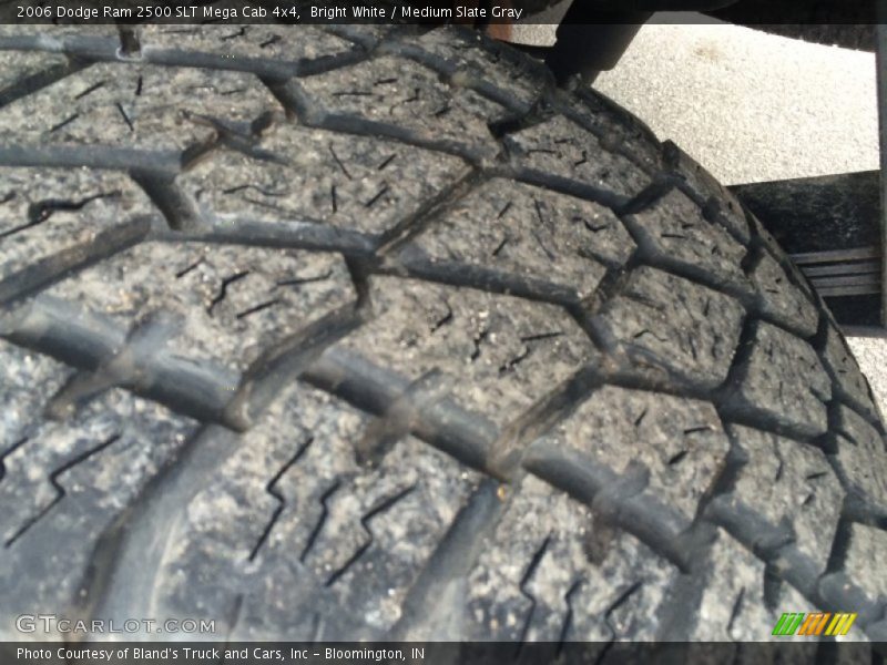 Bright White / Medium Slate Gray 2006 Dodge Ram 2500 SLT Mega Cab 4x4