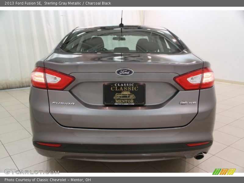 Sterling Gray Metallic / Charcoal Black 2013 Ford Fusion SE