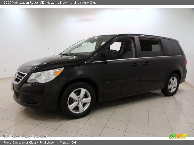 Nocturne Black Metallic / Aero Grey 2009 Volkswagen Routan SE