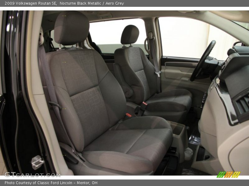 Nocturne Black Metallic / Aero Grey 2009 Volkswagen Routan SE