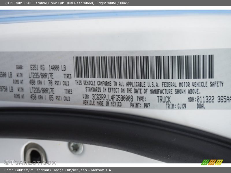 Bright White / Black 2015 Ram 3500 Laramie Crew Cab Dual Rear Wheel