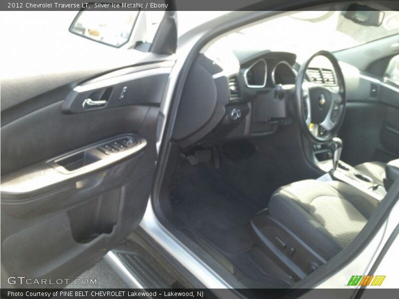 Silver Ice Metallic / Ebony 2012 Chevrolet Traverse LT