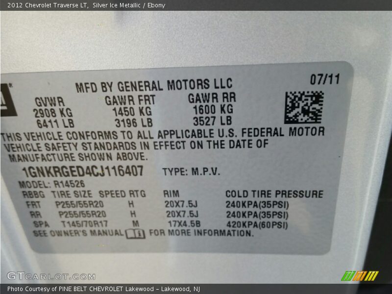 Silver Ice Metallic / Ebony 2012 Chevrolet Traverse LT