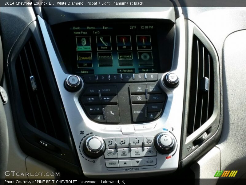 White Diamond Tricoat / Light Titanium/Jet Black 2014 Chevrolet Equinox LT