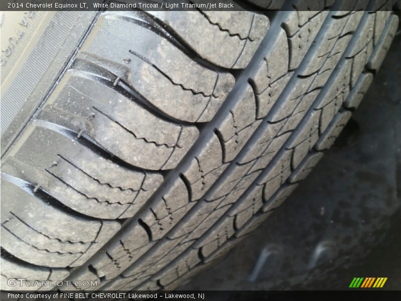 White Diamond Tricoat / Light Titanium/Jet Black 2014 Chevrolet Equinox LT