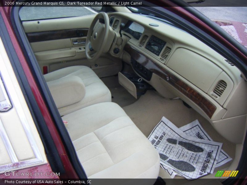  2006 Grand Marquis GS Light Camel Interior