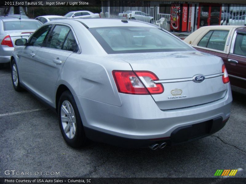 Ingot Silver / Light Stone 2011 Ford Taurus SE
